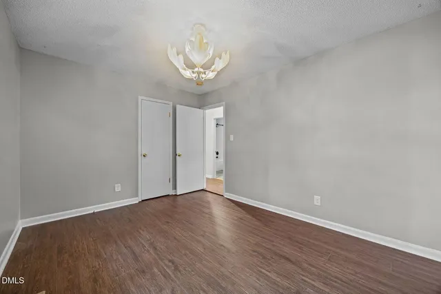 $1,350 | 1033 Xavier Drive, Fayetteville, NC 28311