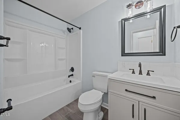 $1,300 | 1033 Xavier Drive, Fayetteville, NC 28311