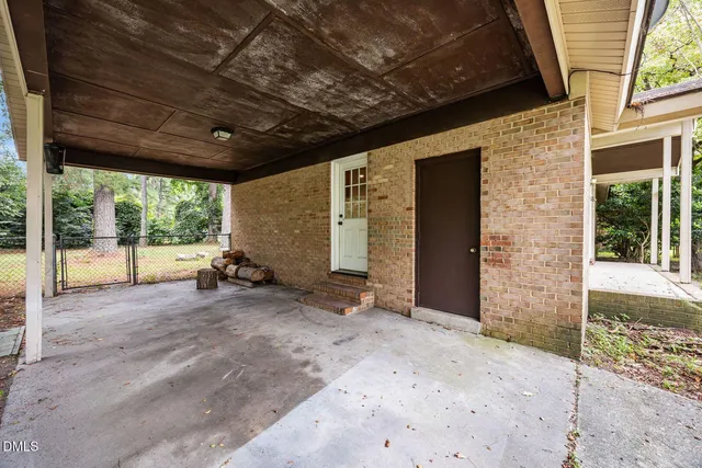 $1,350 | 1033 Xavier Drive, Fayetteville, NC 28311