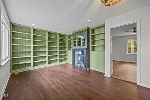 $1,300 | 1033 Xavier Drive, Fayetteville, NC 28311