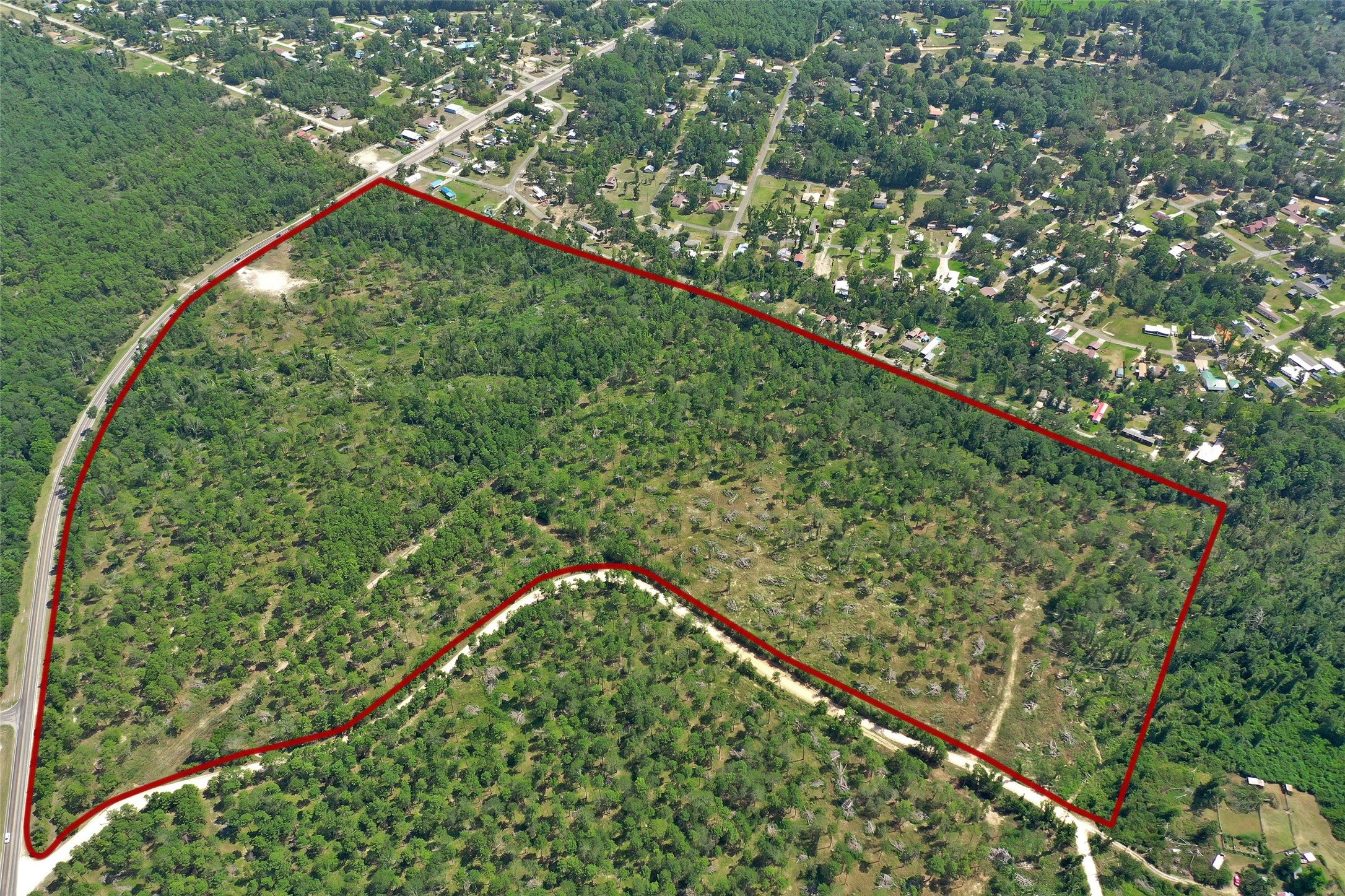 10-2 North Hanson Road Onalaska, TX 77360 - Photo 37 of 38 a view of a garden