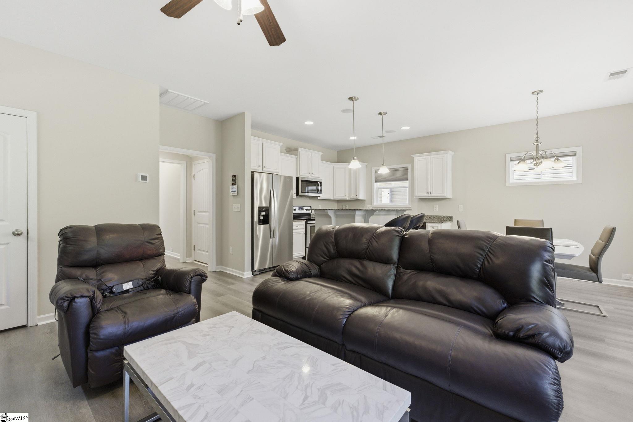 121 Wheaton Court Simpsonville, SC 29680 - Photo 13 of 47