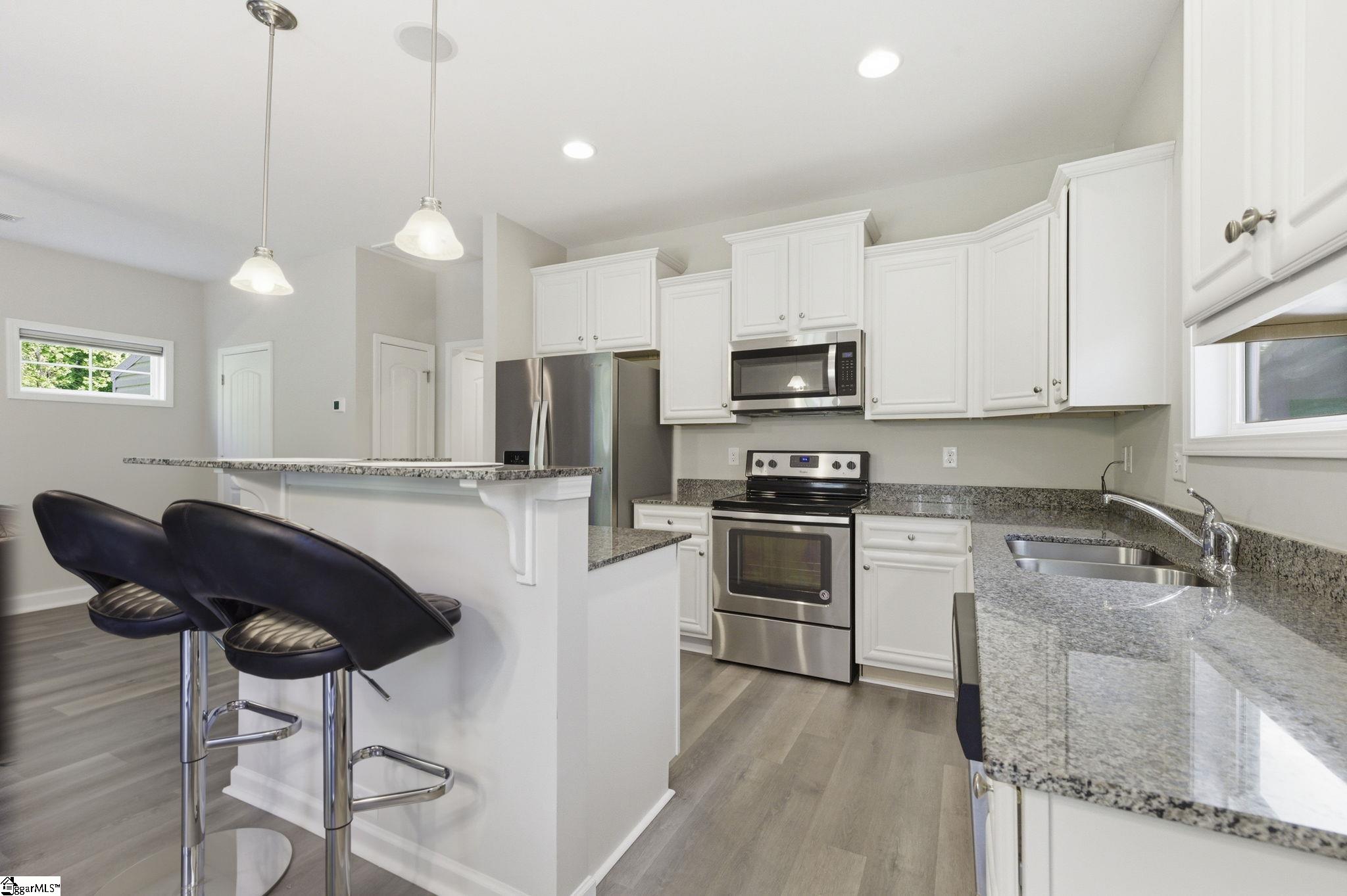 121 Wheaton Court Simpsonville, SC 29680 - Photo 15 of 47