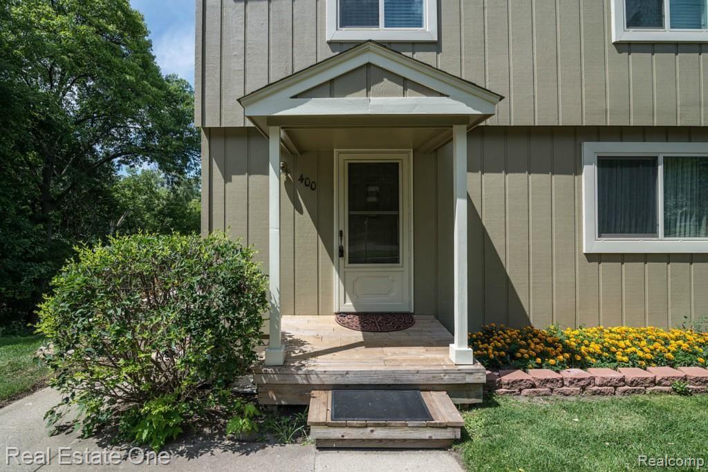 400 Brighton Lake Road Brighton, MI 48116 - Photo 2 of 35 Gallery Image 2