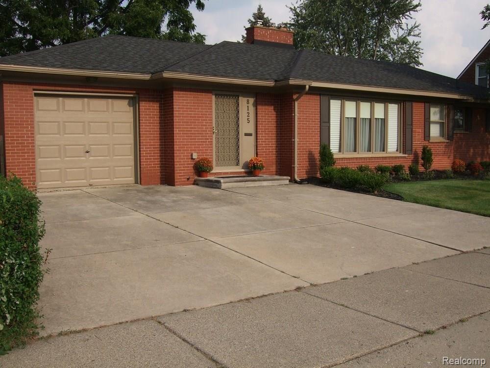 8125 Pelham Road Allen Park, MI 48101 - Photo 1 of 30 1,587 SQUARE FOOT RANCH IN THE ALLEN PARK SCHOOL DISTRICT