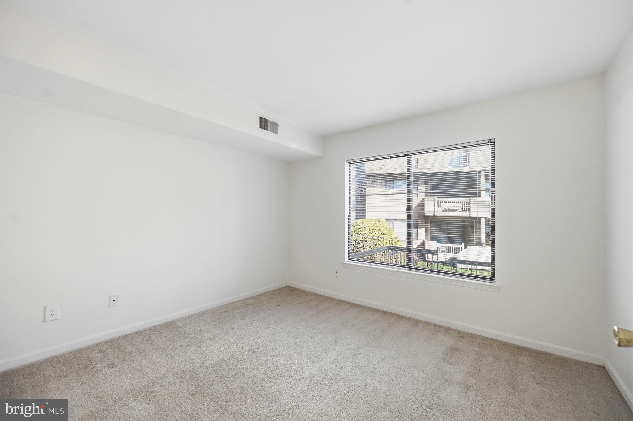 11240 Harbor Court, Unit 11240 Reston, VA 20191 - Photo 16 of 24