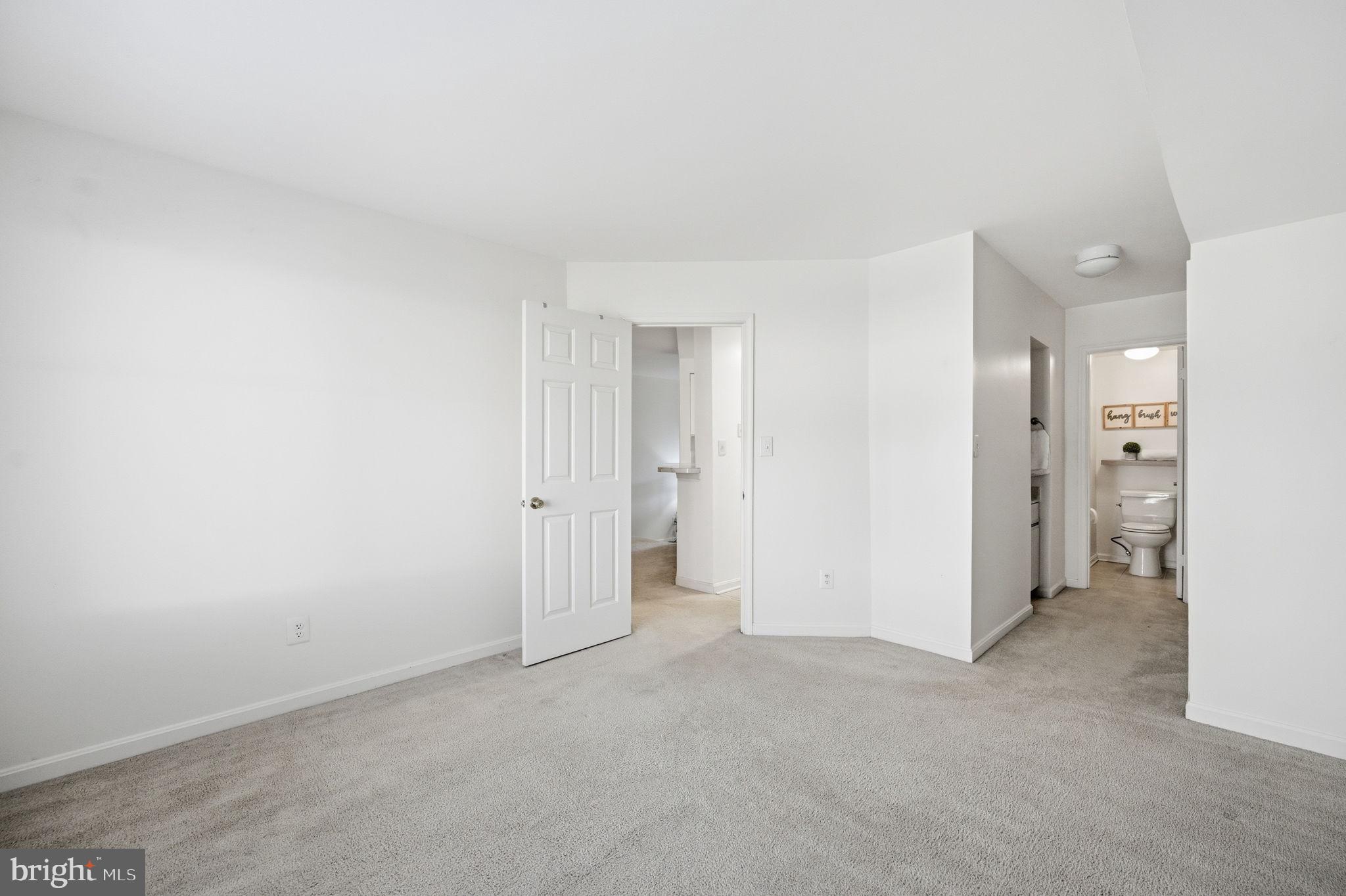 11240 Harbor Court, Unit 11240 Reston, VA 20191 - Photo 17 of 24