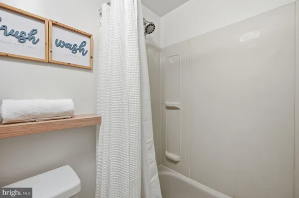 $585,000 | 11240 Harbor Court, Unit 11240, Reston, VA 20191