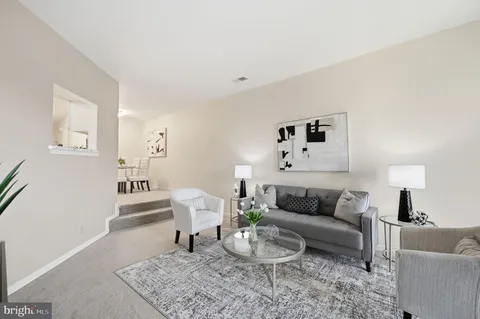 $585,000 | 11240 Harbor Court, Unit 11240, Reston, VA 20191