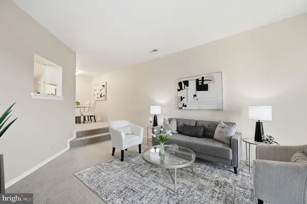 $585,000 | 11240 Harbor Court, Unit 11240, Reston, VA 20191