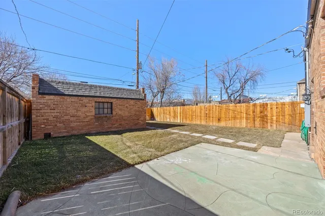 $3,700 | 1467 Clermont Street, Denver, CO 80220