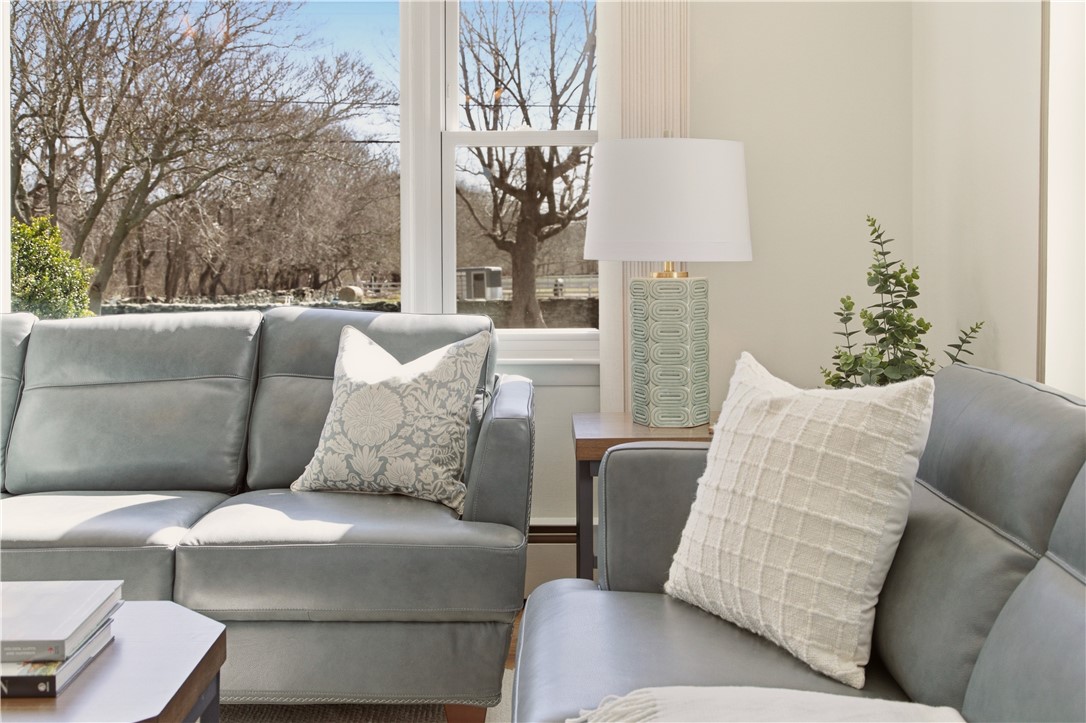 415 Wapping Road Portsmouth, RI 02871 - Photo 12 of 43