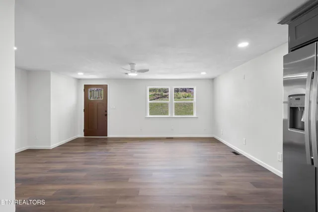 $229,900 | 414 West Hemlock Street, La Follette, TN 37766