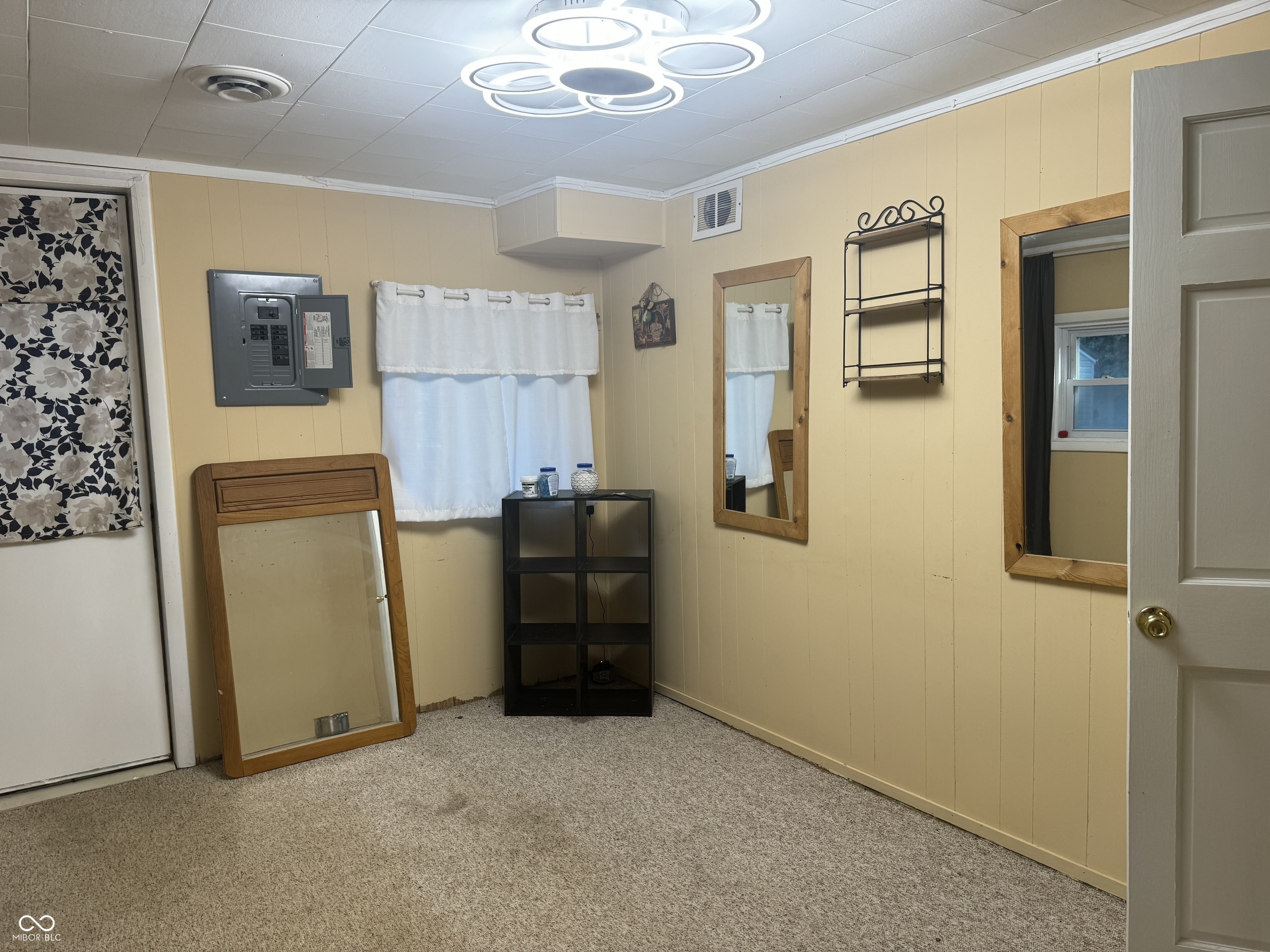 2781 North Towpath Road Covington, IN 47932 - Photo 8 of 16 Gallery Image 8