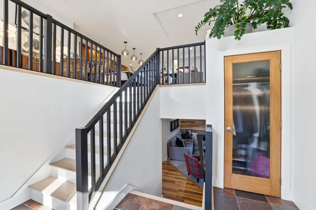 $439,900 | 1401 Lloyd Lane, St. Peter, MN 56082