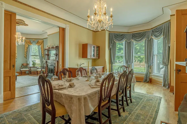 $739,900 | 1222 11th Street, Monroe, WI 53566