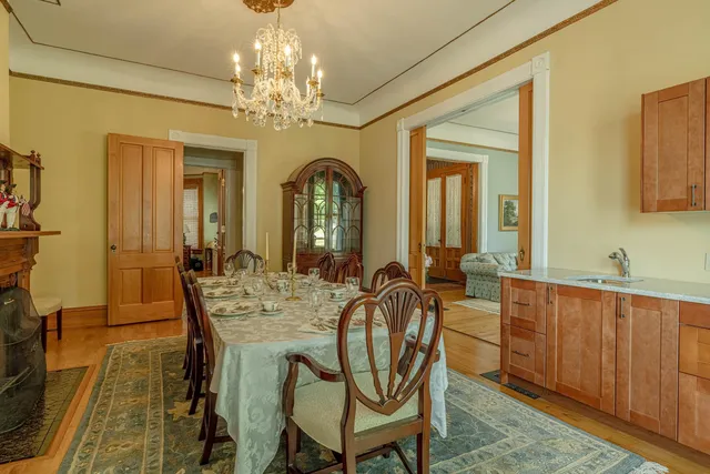 $739,900 | 1222 11th Street, Monroe, WI 53566