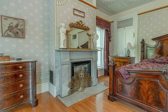 $739,900 | 1222 11th Street, Monroe, WI 53566