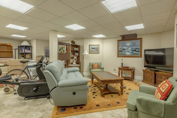 $699,900 | 1222 11th Street, Monroe, WI 53566