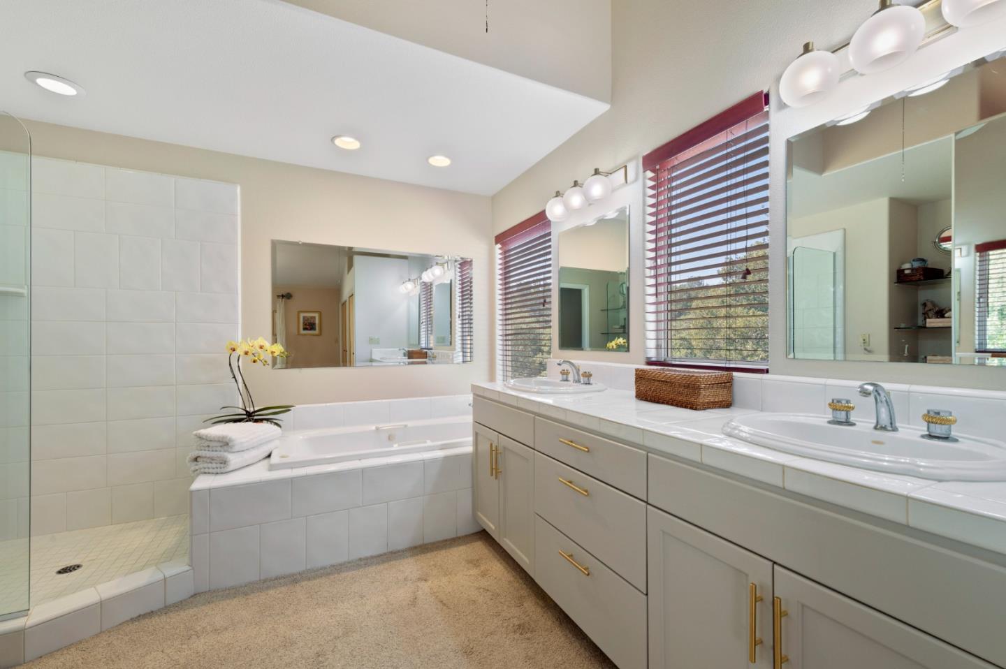 481 Maher Road Watsonville, CA 95076 - Photo 21 of 34 a bathroom with a double vanity sink mirror and bathtub