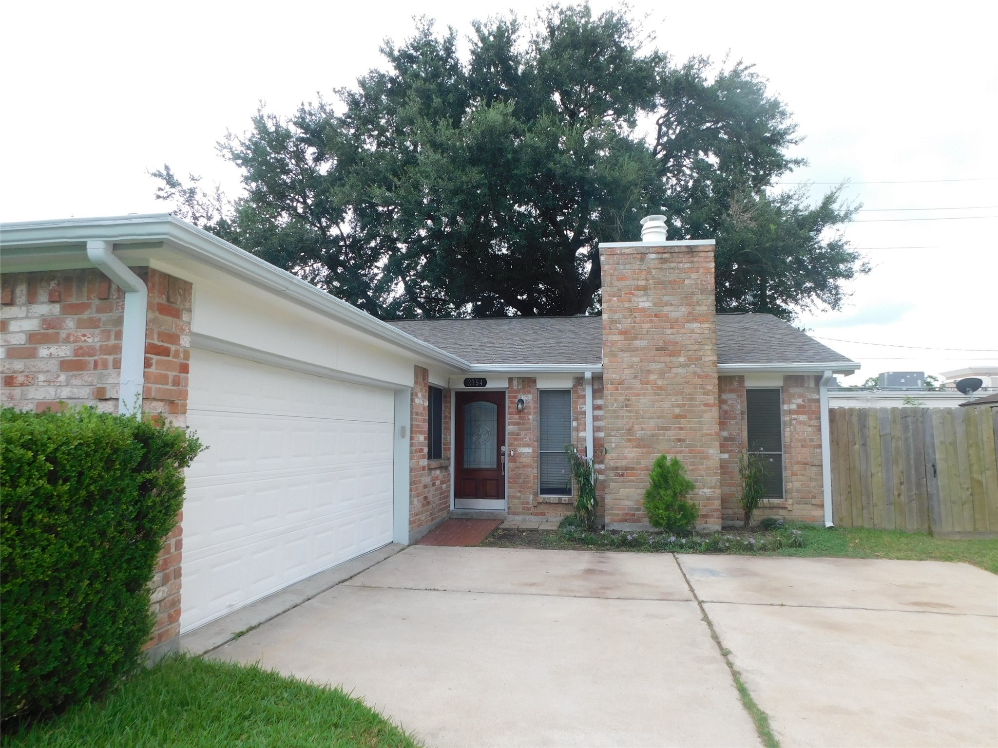 2754 Quarry Hill Road Sugar Land, TX 77478 - Photo 2 of 49