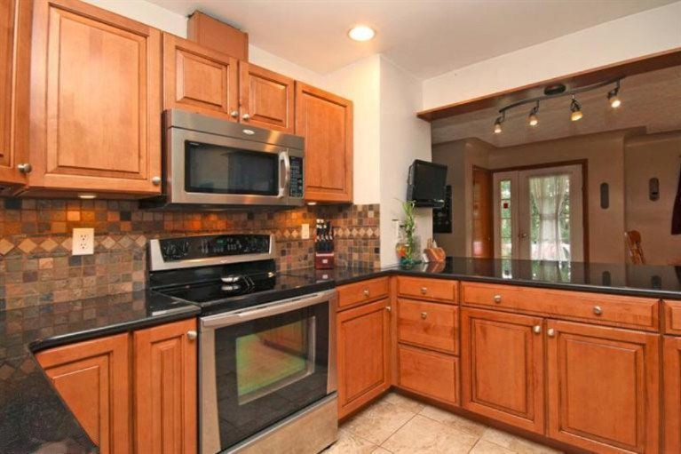 7303 Ravine Road Kalamazoo, MI 49009 - Photo 8 of 24 Additional Photo