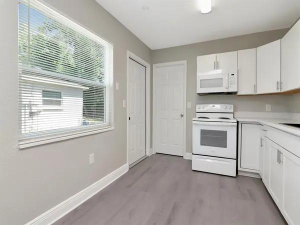 $2,399,900 | 1211 62nd Avenue East, Bradenton, FL 34203