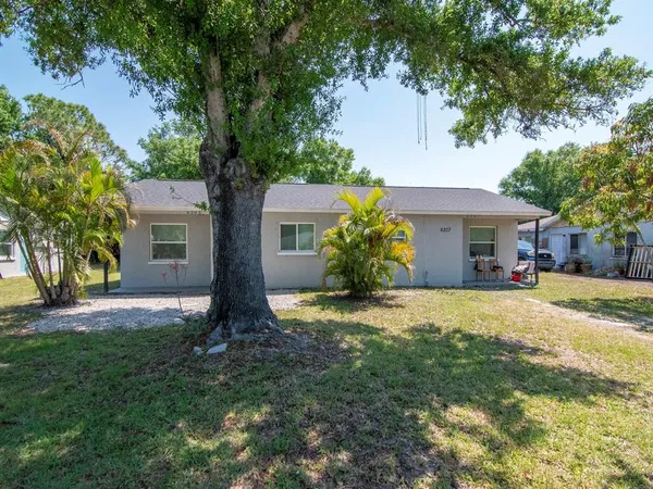 $2,399,900 | 1211 62nd Avenue East, Bradenton, FL 34203