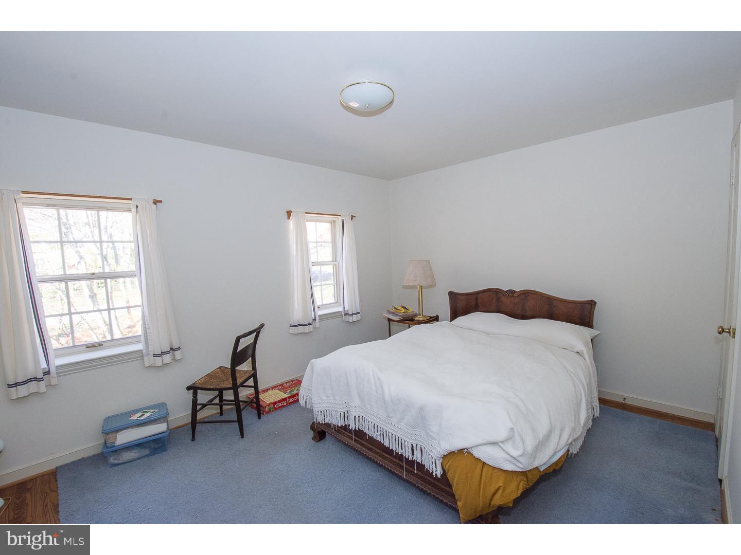 418 Round Hill Road Wayne, PA 19087 - Photo 15 of 23
