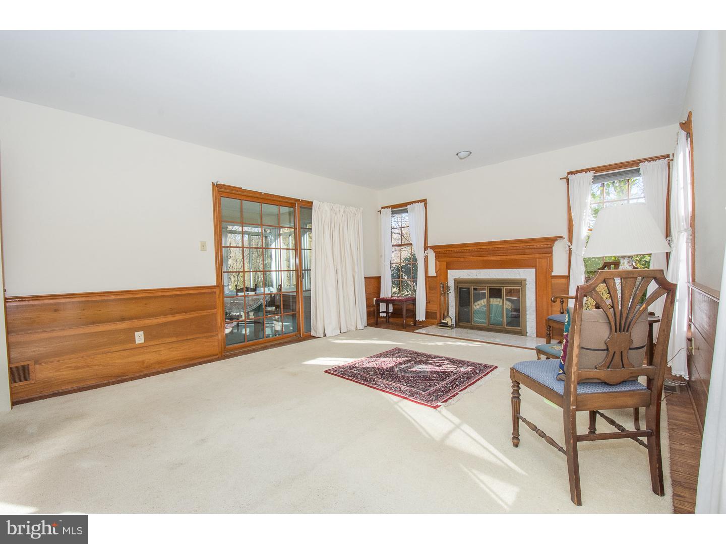 418 Round Hill Road Wayne, PA 19087 - Photo 7 of 23