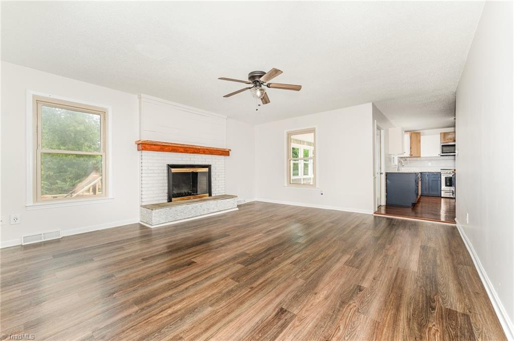 4050 Clinard Road Clemmons, NC 27012 - Photo 5 of 31 Gallery Image 5