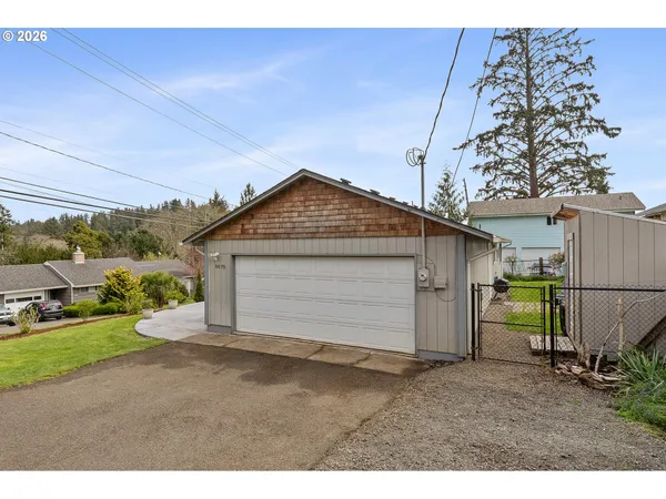 $399,000 | 5575 Ocean Street, Bay City, OR 97107