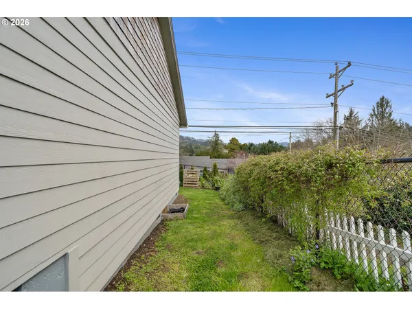 $399,000 | 5575 Ocean Street, Bay City, OR 97107