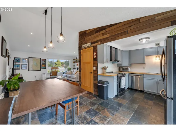 $399,000 | 5575 Ocean Street, Bay City, OR 97107