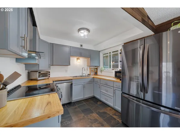 $399,000 | 5575 Ocean Street, Bay City, OR 97107