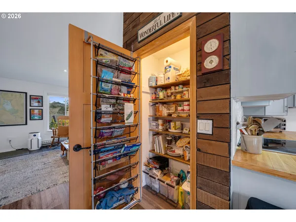 $399,000 | 5575 Ocean Street, Bay City, OR 97107