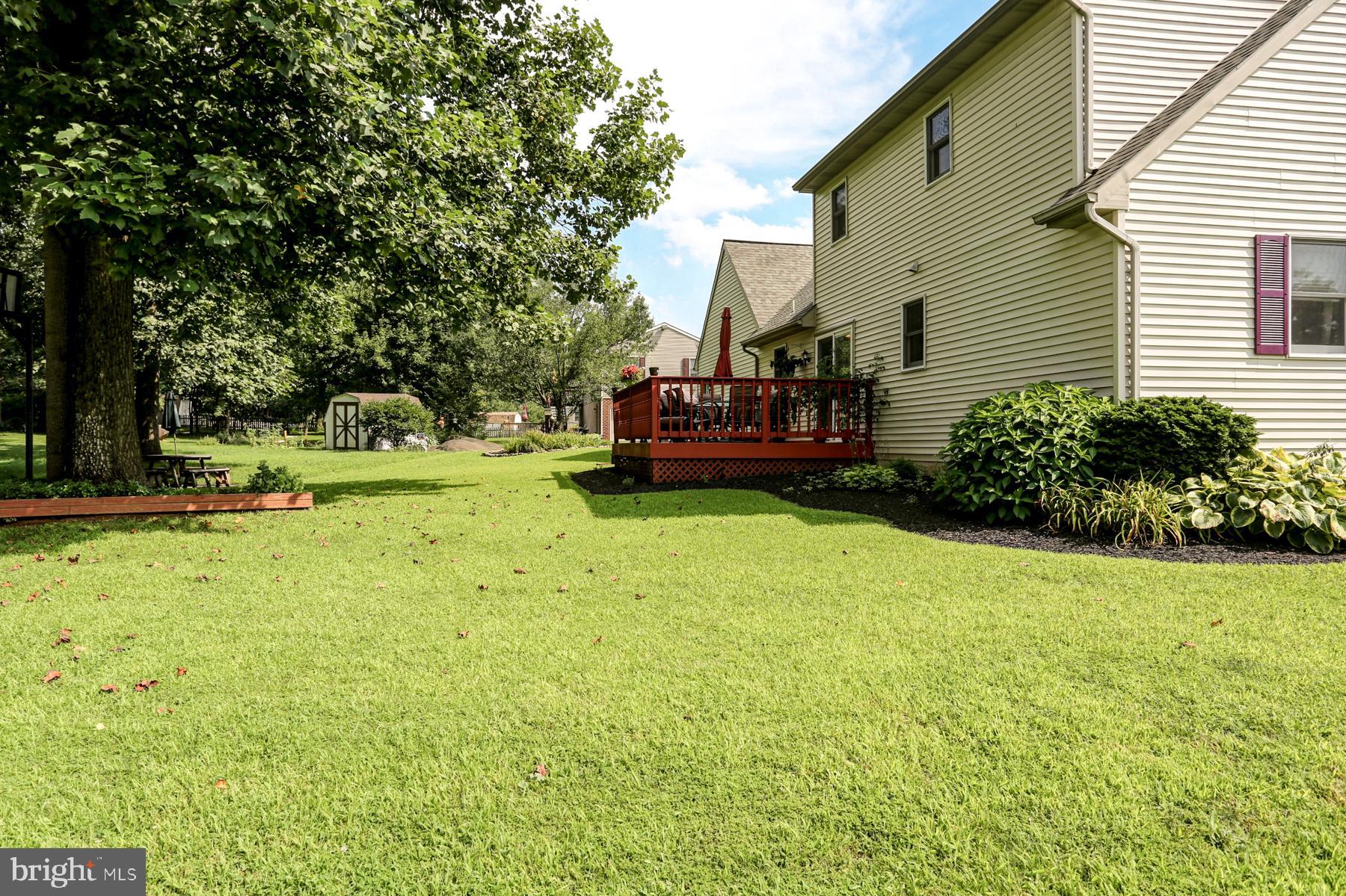2 Walnut Run Elizabethtown, PA 17022 - Photo 4 of 31 Gallery Image 4