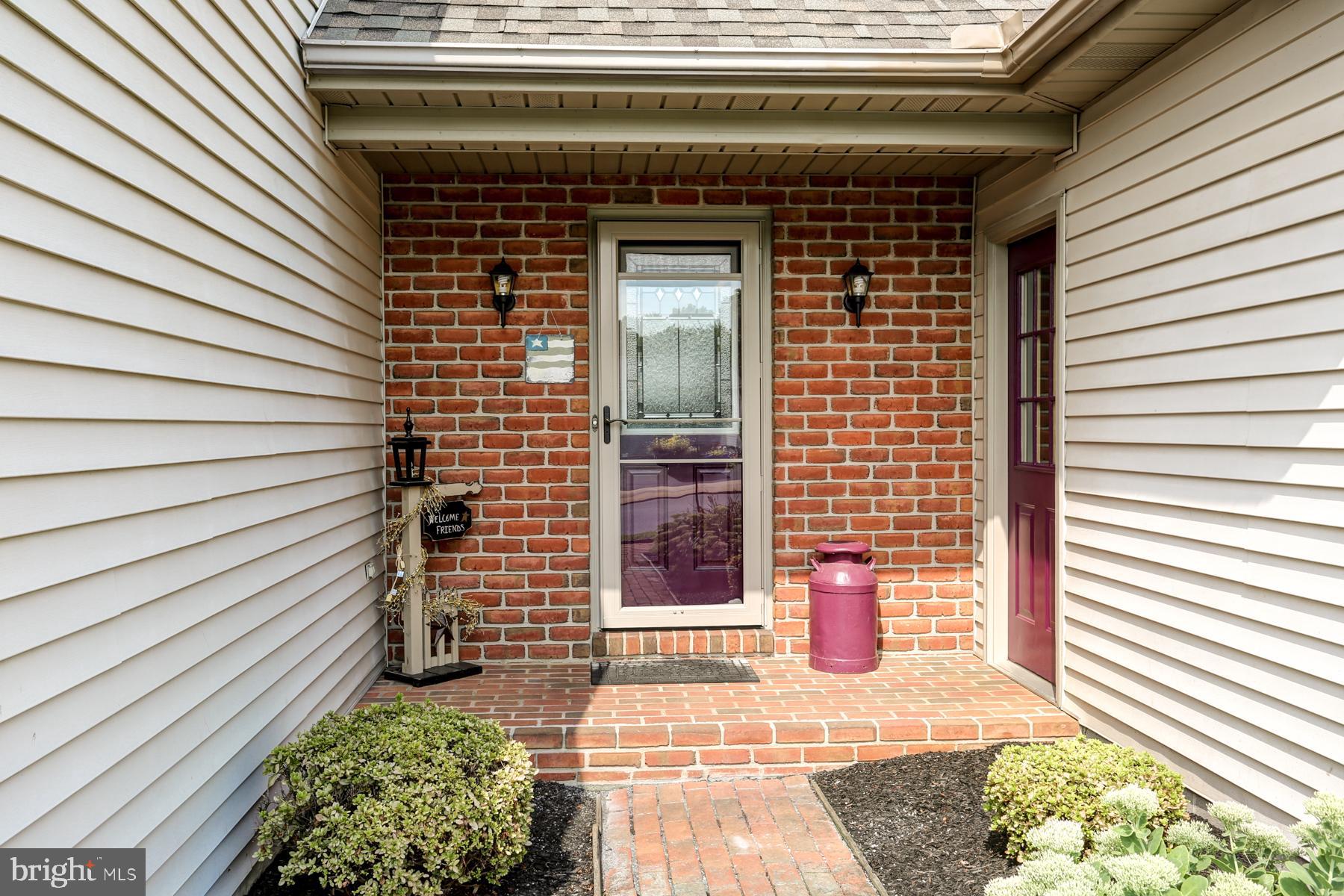 2 Walnut Run Elizabethtown, PA 17022 - Photo 6 of 31 Gallery Image 6