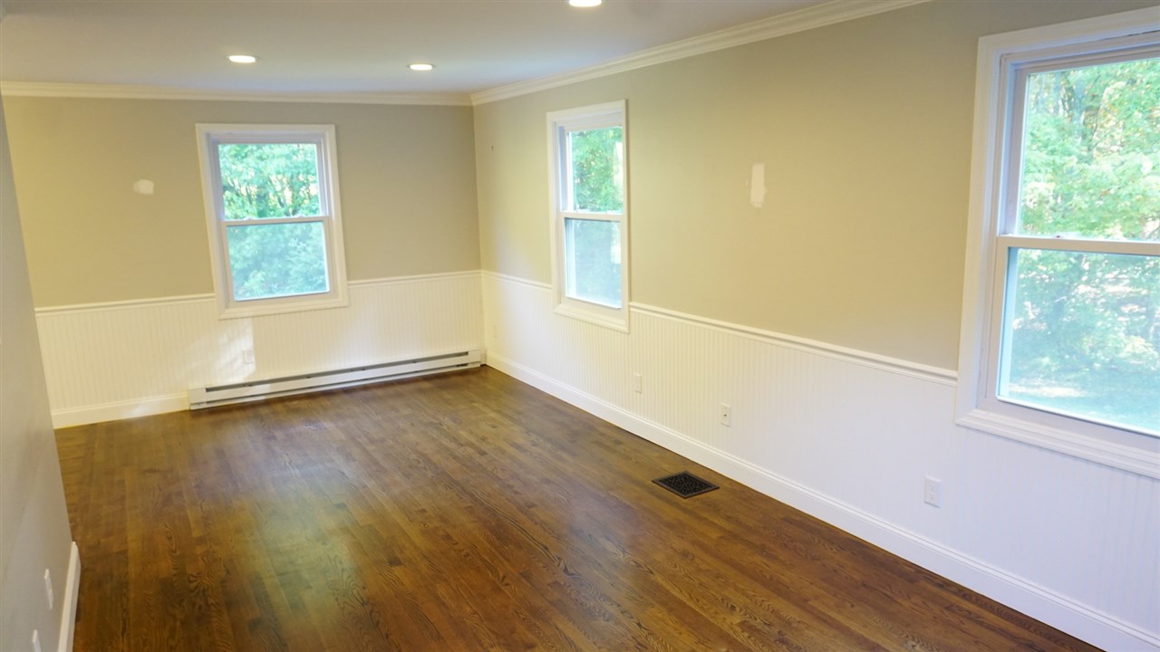 142 Exeter Road North Hampton, NH 03862 - Photo 6 of 12