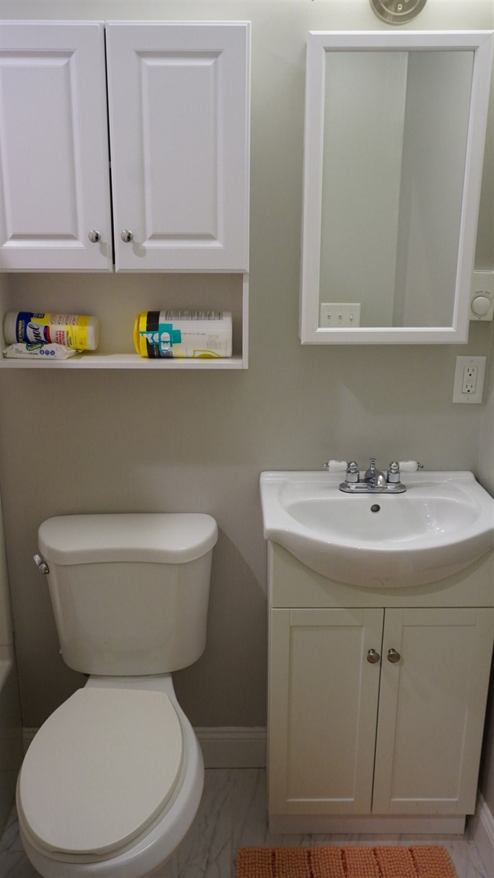 142 Exeter Road North Hampton, NH 03862 - Photo 9 of 12