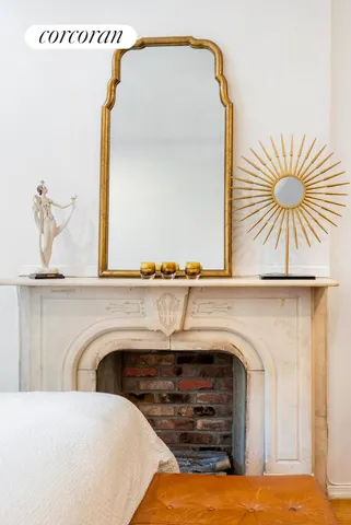 $5,850,000 | 524 East 82nd Street | Upper East Side