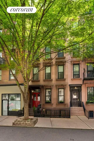$5,850,000 | 524 East 82nd Street | Upper East Side