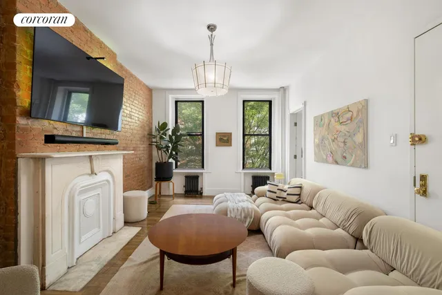 $5,850,000 | 524 East 82nd Street | Upper East Side