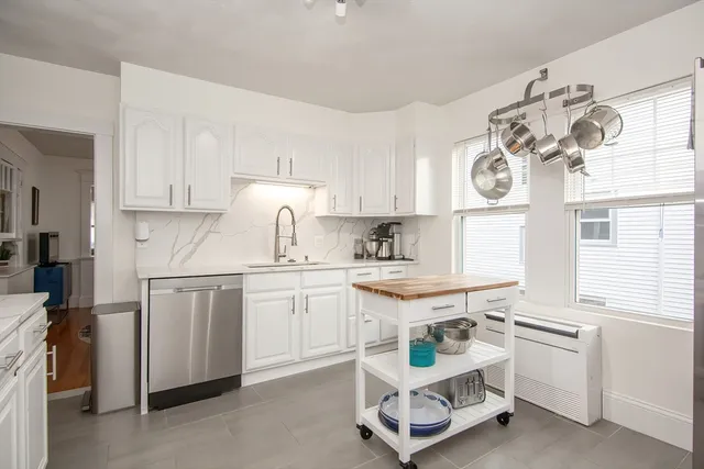 $3,700 | 48 Farquhar Street, Unit 1, Boston, MA 02131