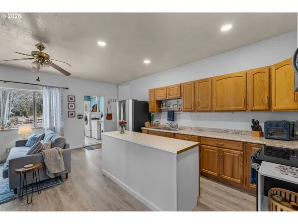 $368,000 | 16122 Lava Drive, La Pine, OR 97739