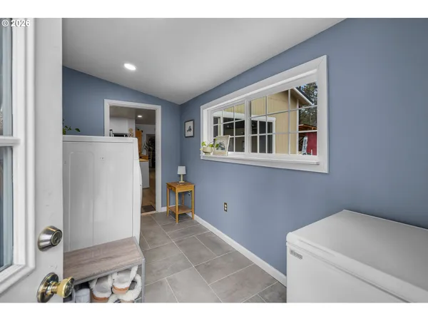 $368,000 | 16122 Lava Drive, La Pine, OR 97739