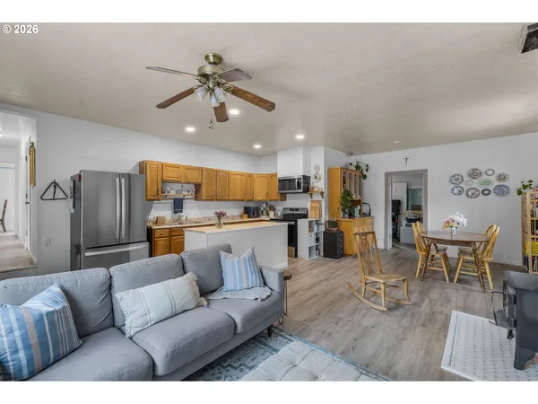 $368,000 | 16122 Lava Drive, La Pine, OR 97739