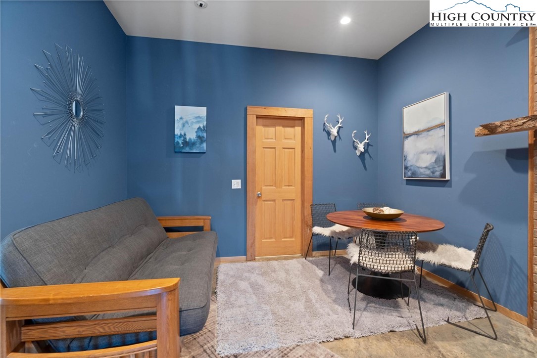 3086 Summit Road Purlear, NC 28665 - Photo 15 of 37