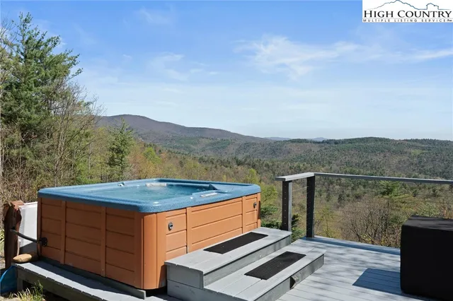 $360,000 | 3086 Summit Road, Purlear, NC 28665