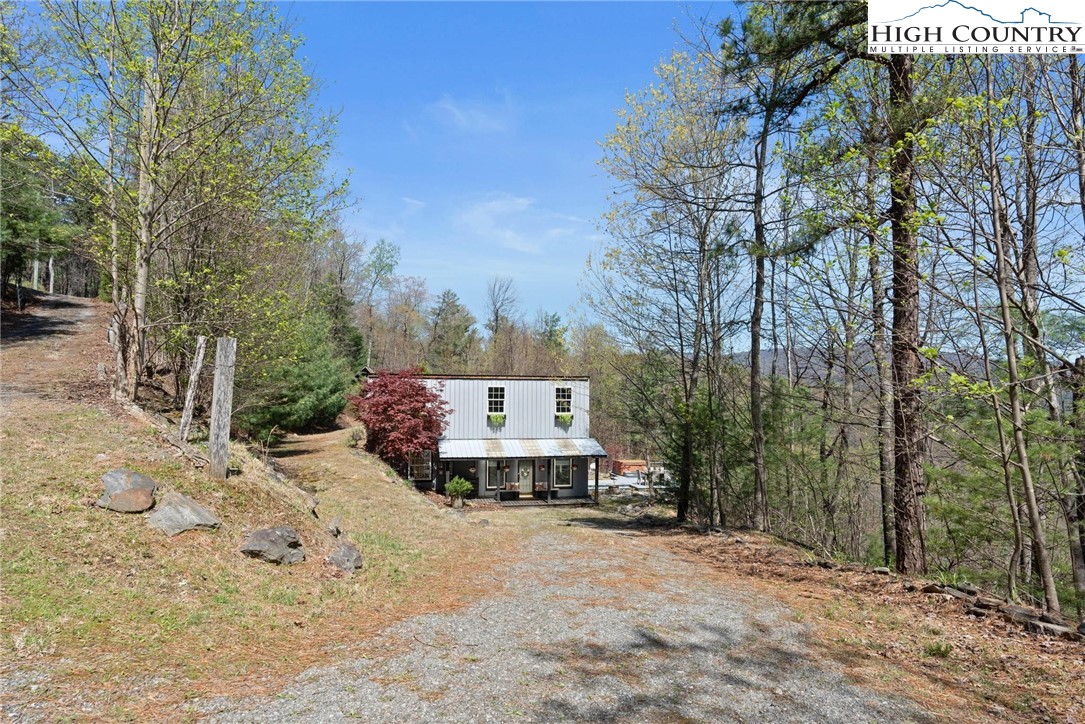 3086 Summit Road Purlear, NC 28665 - Photo 30 of 37